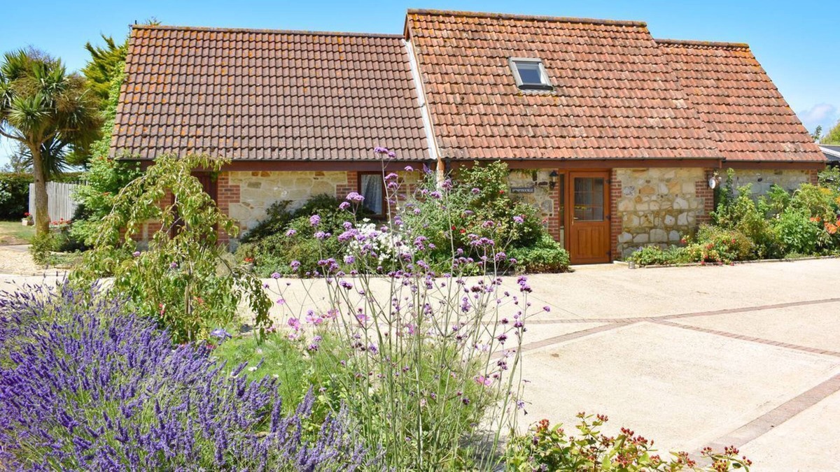 Ventnor Cottage | 3 bedroom accommodation in Chale, near Ventnor