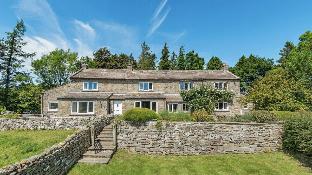 Leyburn Cottage | 3 bedroom accommodation in Melmerby, near Coverdale