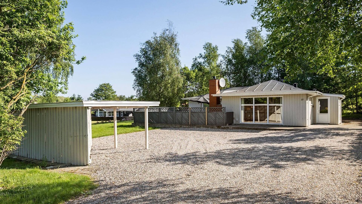 Hvalpsund House | 3 bedroom amazing home in Farsø