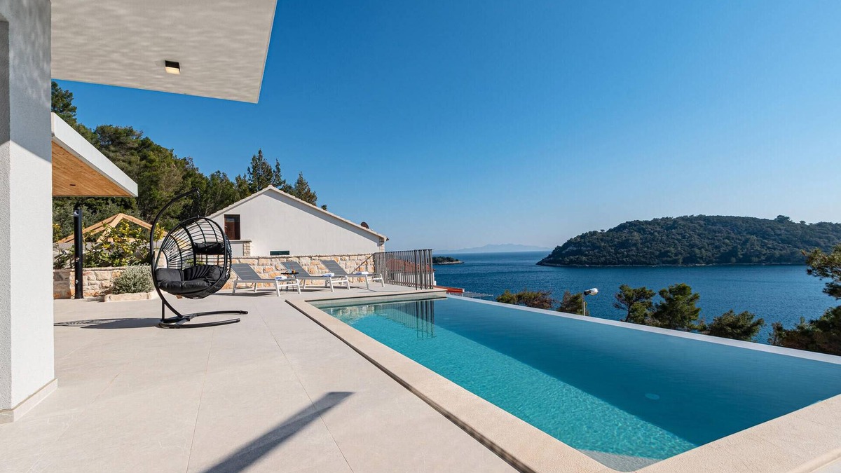 Blato House | 3 bedroom amazing home in Blato