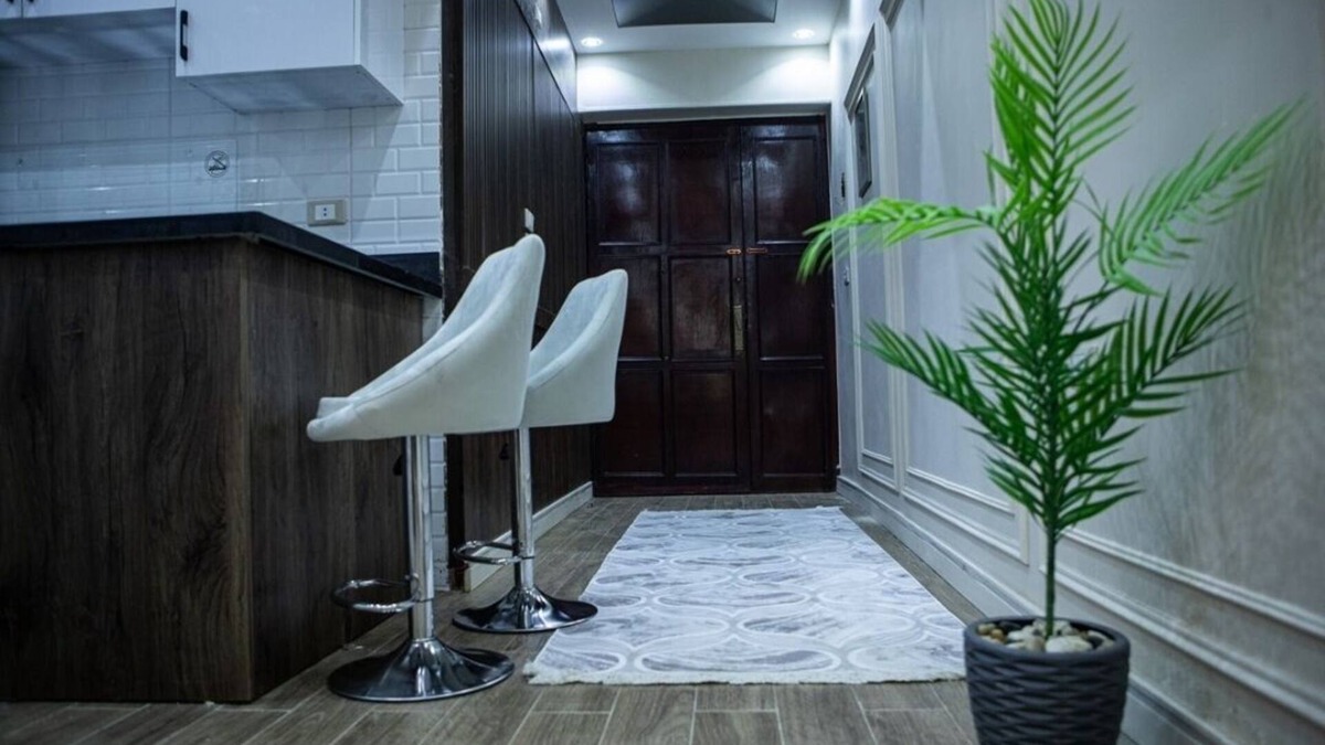 Al Duqqi Apartment | 3-bedroom apartment in perfect Giza Governorate with AC, WiFi
