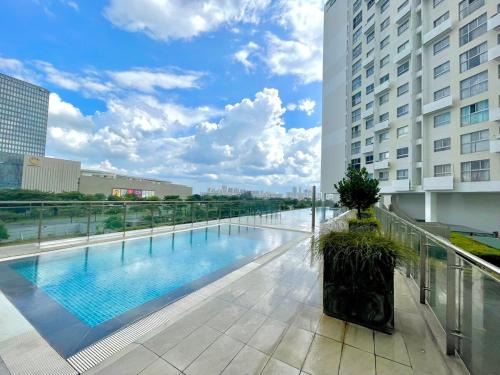 Phu My Hung Apartment | 3 Bedroom Apartment scenic valley- Free Pick Up Airport