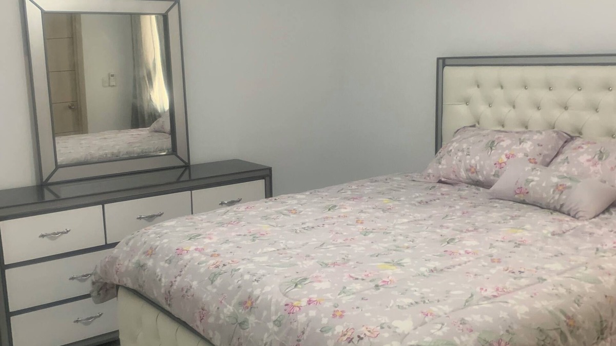 Evaristo Morales Apartment | 3-bedroom apartment comodidad y tranquilidad , seguridad