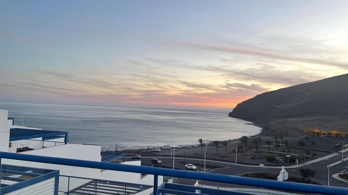 Gran Tarajal Apartment | 3 Bedroom Apartment With Spectacular sea and Mountain Views