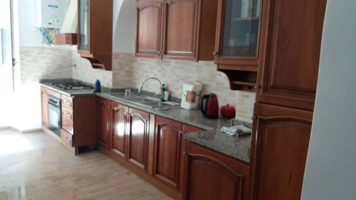 Esquilino Apartment | 3-bedroom apartment 15 min walk from Colosseum for 6 people