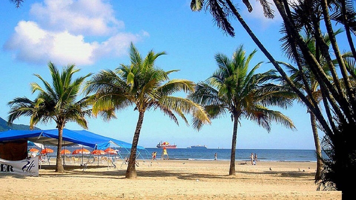 Boqueirao Apartment | 3 Bedroom Apartment Front w /Sea (from 5 to 12 people)