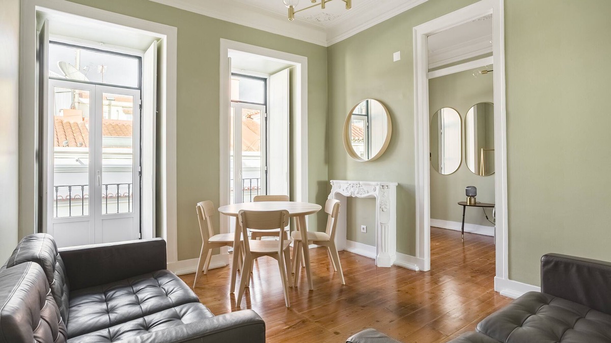 Misericordia Apartment | 3 Bedroom Apartment, Historical Center, Beautiful Tejo River View