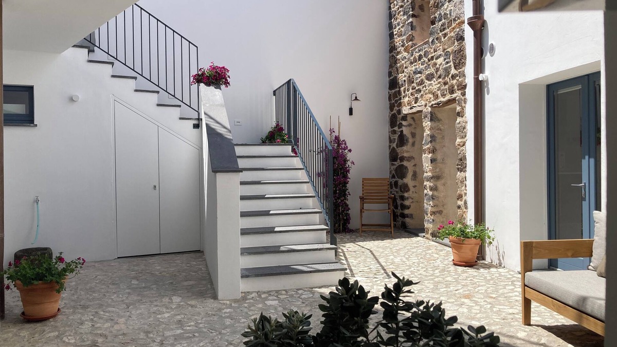 Orosei Apartment | 3 bedroom apartment in orosei