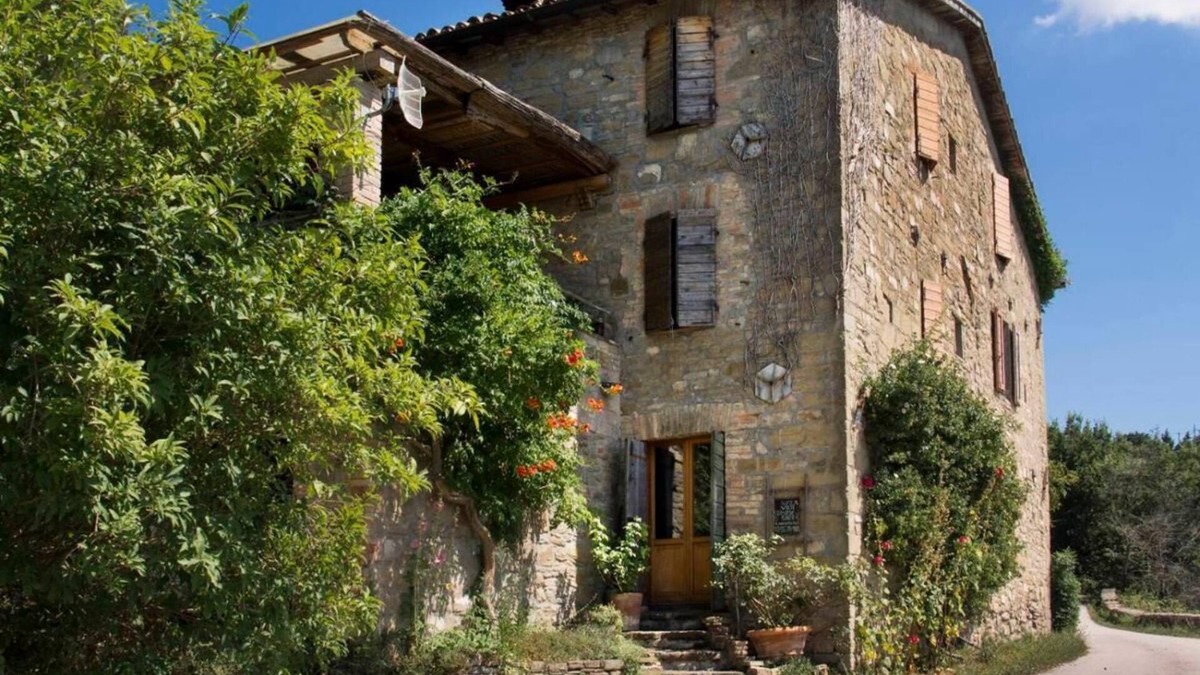 Montelovesco Apartment | 3 Bedroom Apartment in Umbria