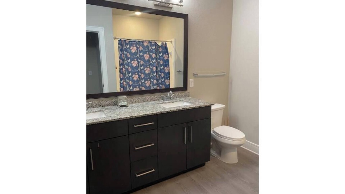 Klein Apartment | 3-bedroom apartment in tranquil Spring with fitness room, AC. Enjoy