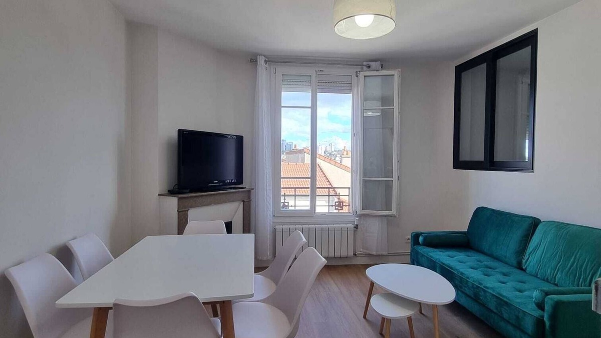 Arcueil Apartment | 3 Bedroom Apartment - Near Paris & Beautiful Views