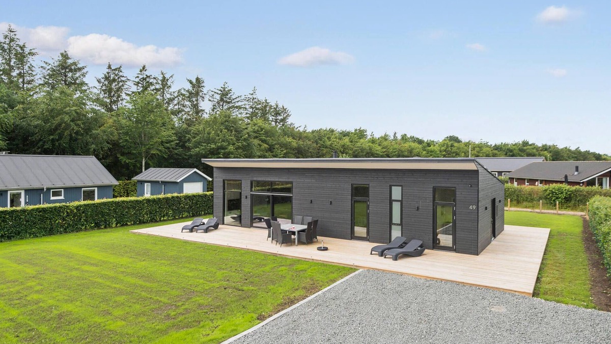 Bork Havn House | 3 bedroom awesome home in Hemmet