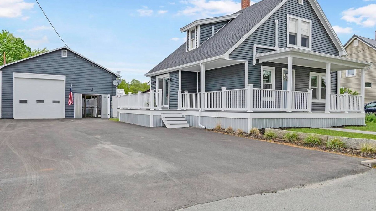 Colebrook House | 3 Bedroom Bougie Retreat On Trails