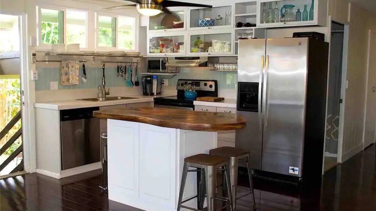 Pupukea House | 3 bedroom bungalow a short walk from beach!