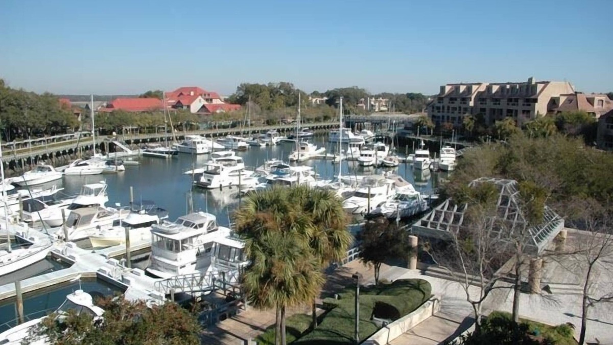 Shelter Cove Condo | 3 BEDROOM CONDO with spectacular harbor views and heated pool/hot tub