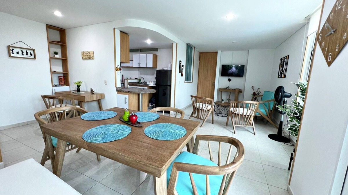 Comuna 4 Apartment | 3 bedroom condo with pool, gym & more! space close Mall & Tairona Park.