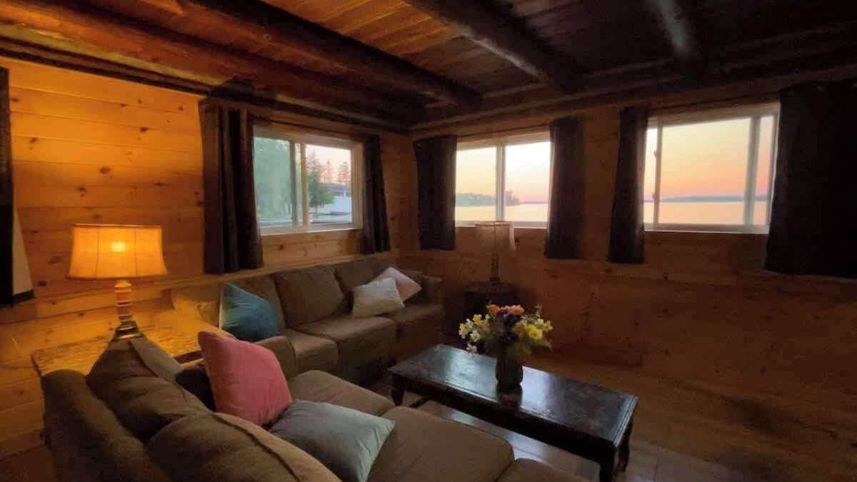 Rosedale House | 3-Bedroom Cottage #10 - Balsam Lake