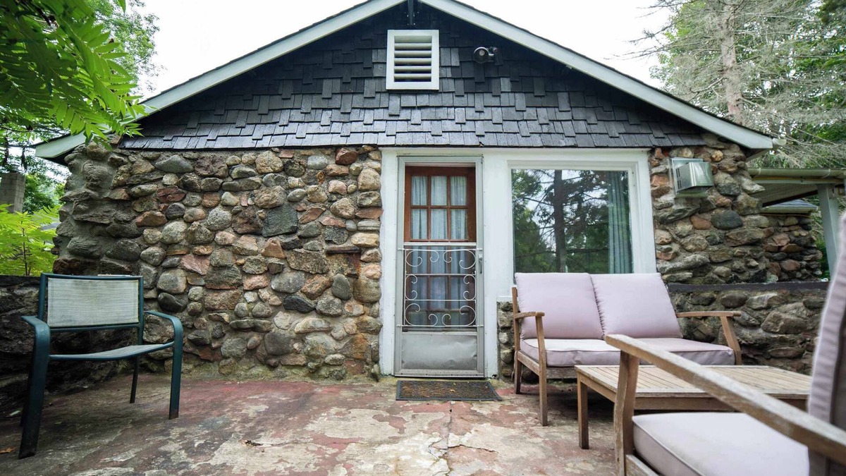 Tay Valley Cabin | 3-Bedroom Cottage #1 "Hamilton"