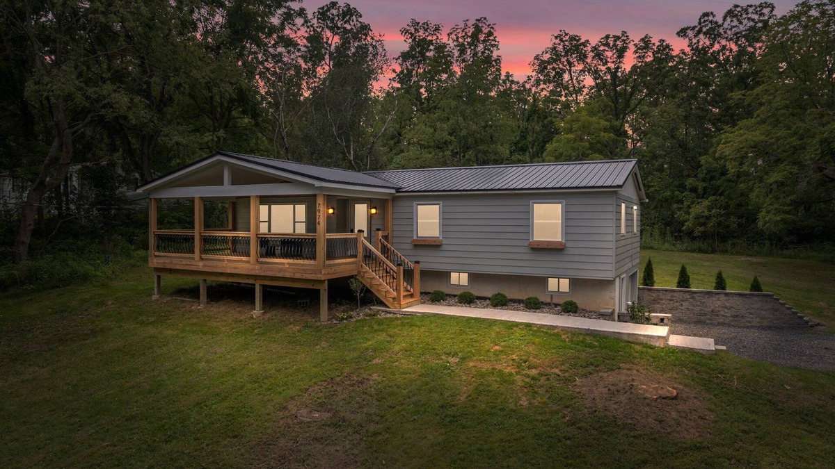 Interlaken House | 3-bedroom cottage with private dock on Cayuga lake