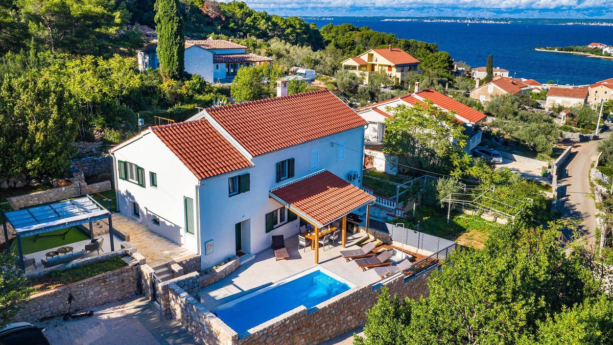 Lukoran House | 3 bedroom cozy home in Lukoran