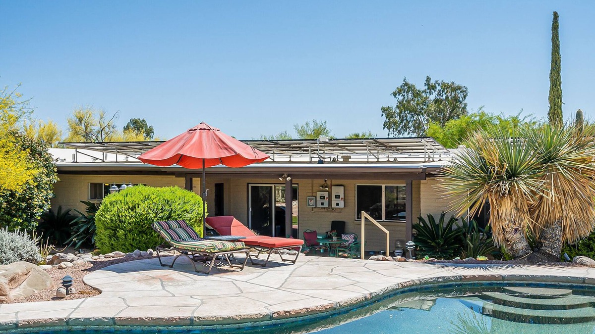 Sabino Vista Hills House | 3 Bedroom Desert Paradise w Deep Pool & Grill