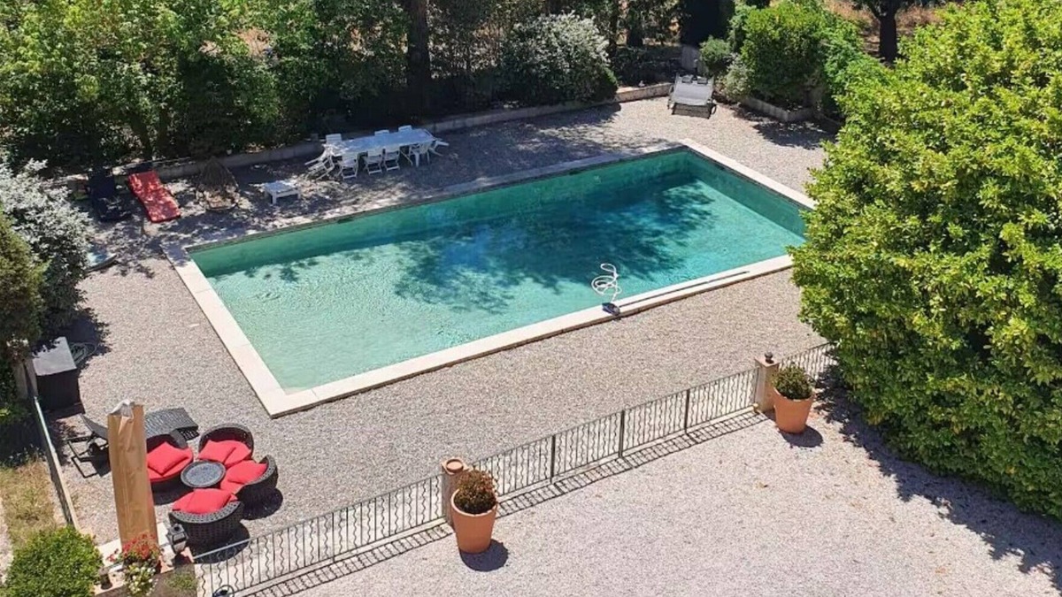Roquefort-la-Bedoule House | 3-bedroom house, absolute calm, swimming pool, tennis court, parking, calanques
