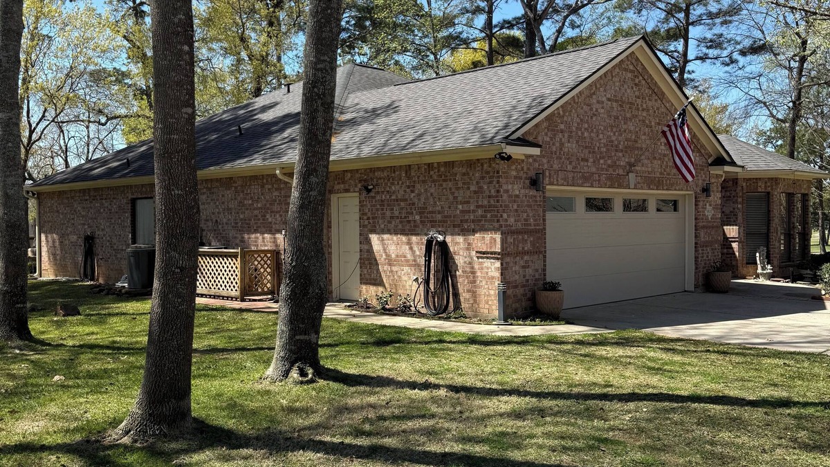 Walden on Lake Conroe House | 3-bedroom golf course home on Walden on Lake Conroe Montgomery with WiFi, AC