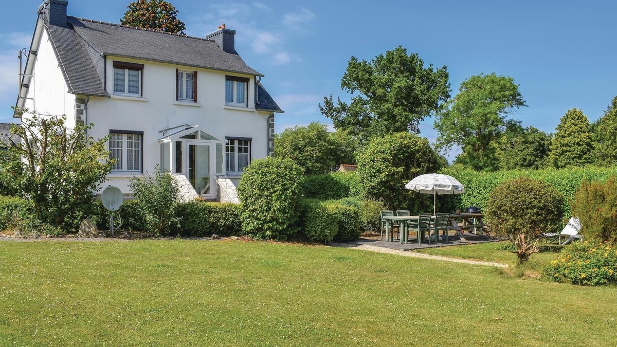 Plouaret House | 3 bedroom gorgeous home in Plouaret