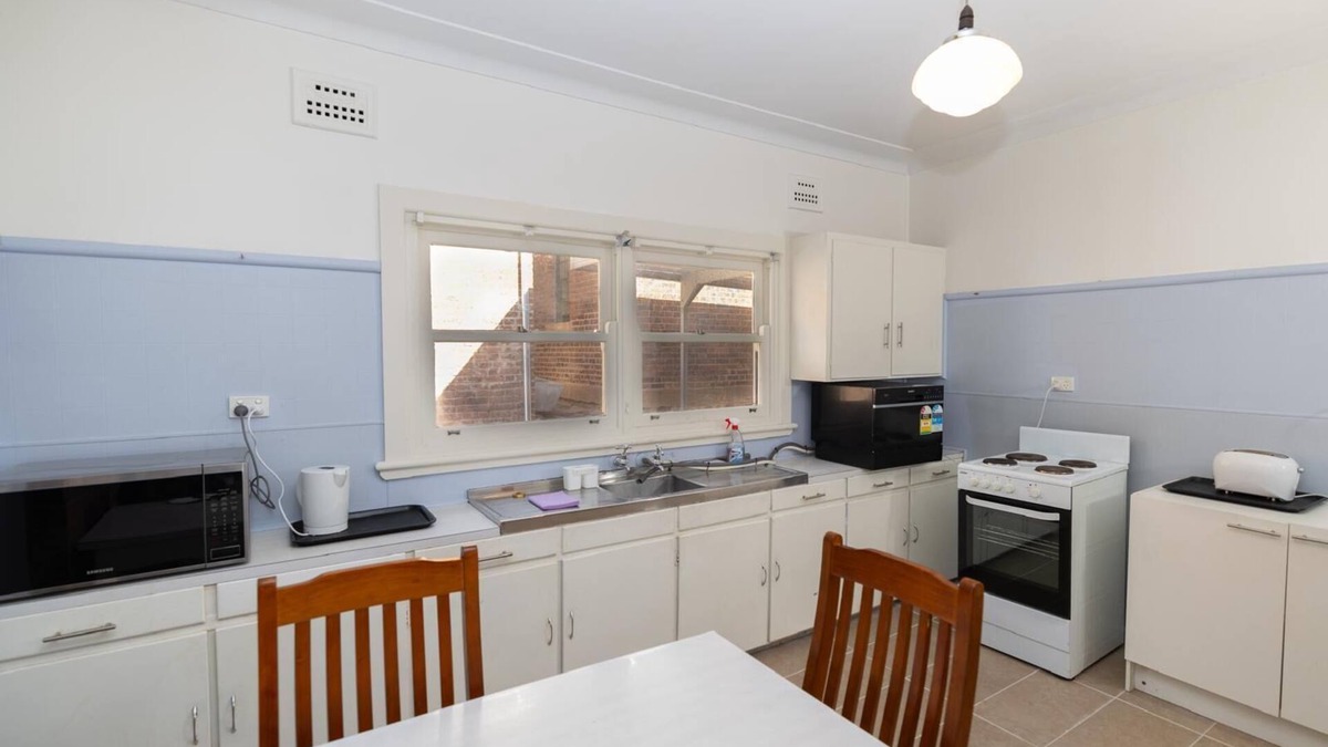 Windsor House | 3 Bedroom Heritage House Windsor