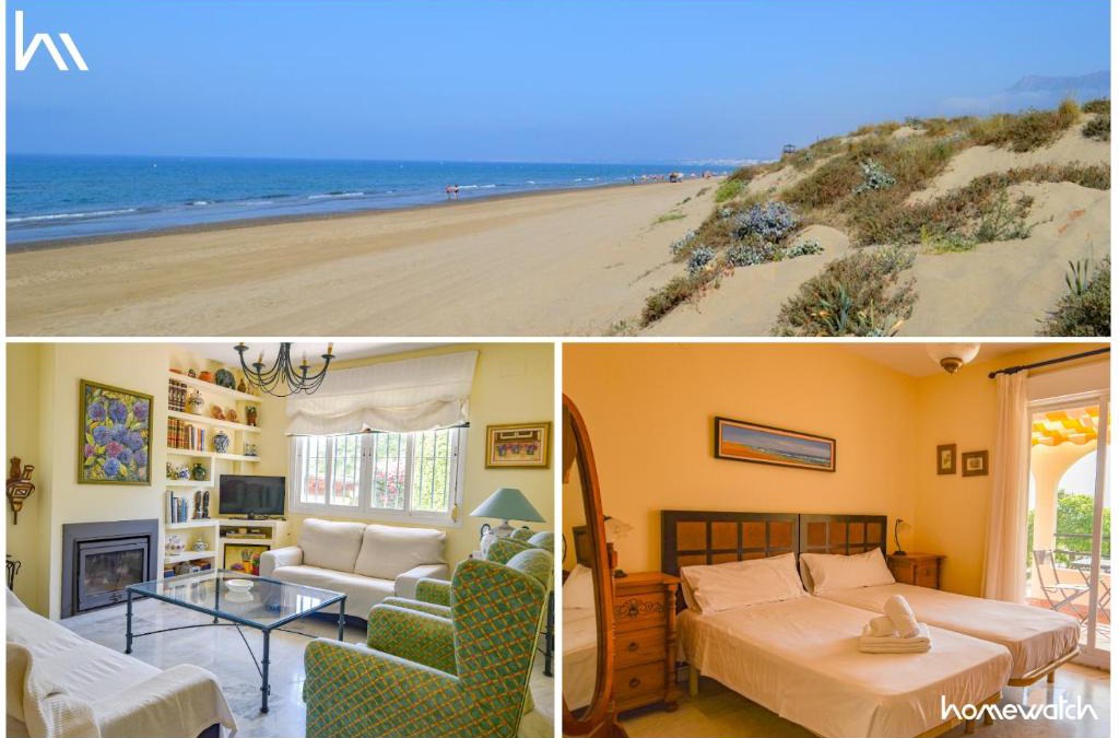 Urbanizacion Costabella House | 3 bedroom holiday home next to the beach in Costabella, Marbella