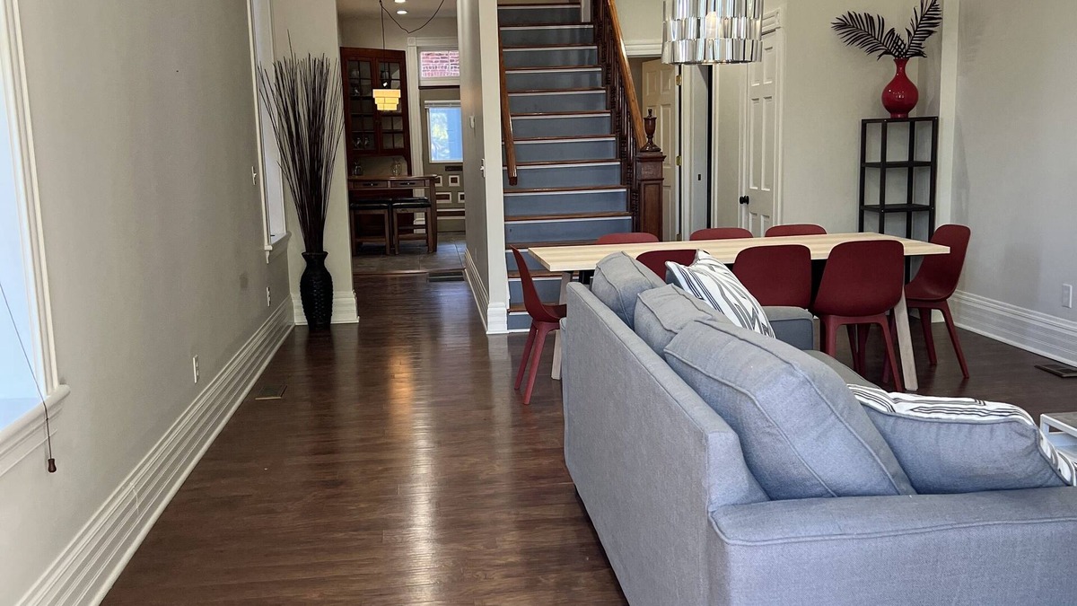 St. Louis House | 3 Bedroom Home in Soulard,near downtown, off street parking.