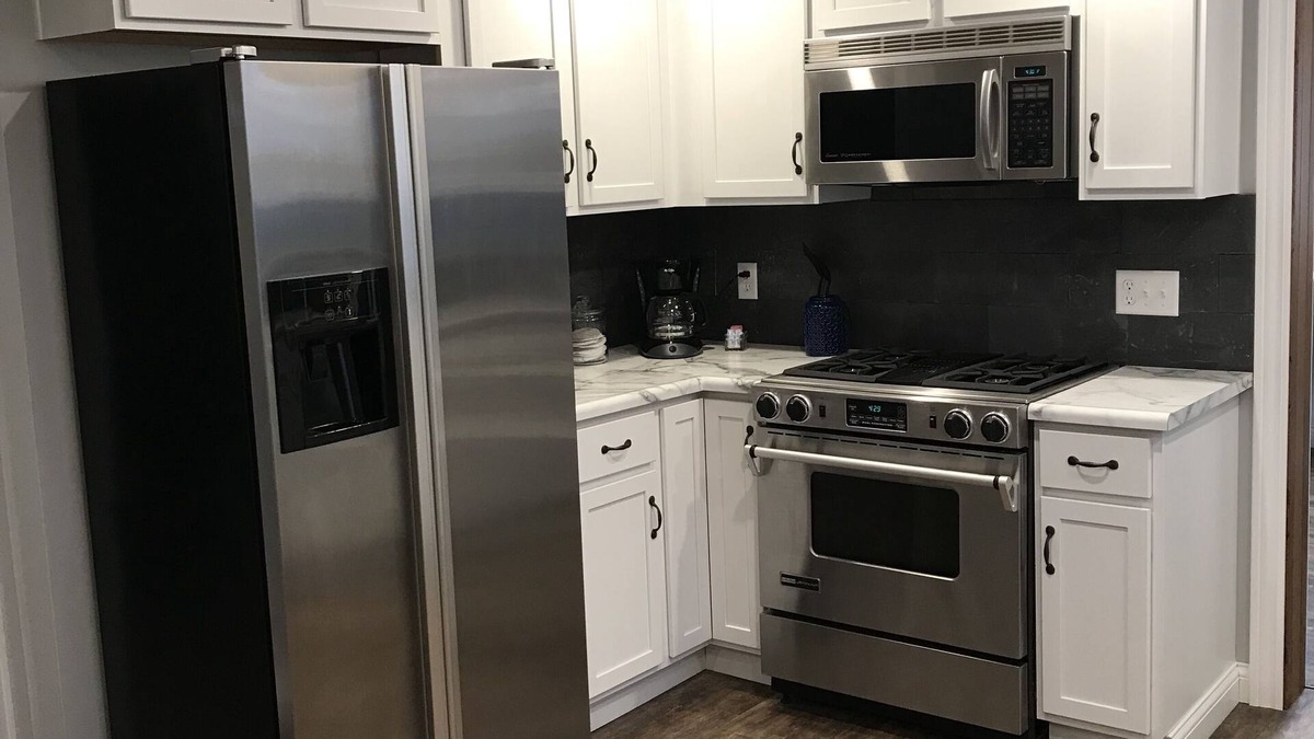 Celina House | 3 Bedroom Home - walking distance to Grand Lake