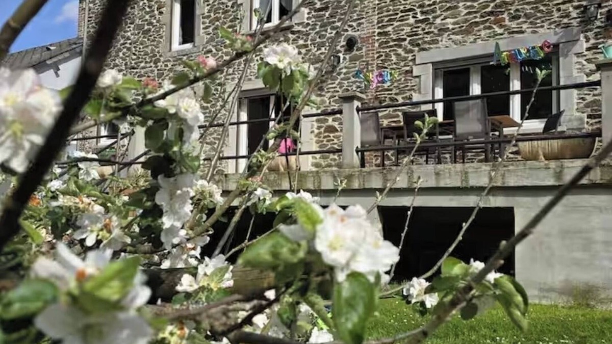 Laifour House | 3-bedroom house at the border of the river in charming Laifour