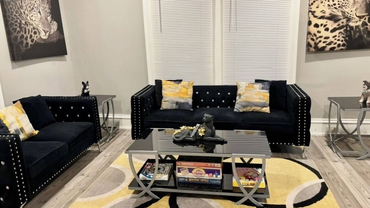 Waycross House | 3-bedroom house in charming Waycross with WiFi, AC. Start your vacation now