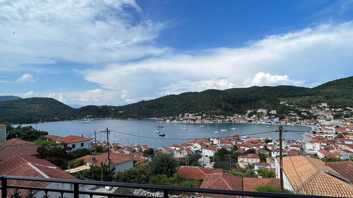 Vathy House | 3-bedroom house in charming Ithaki with AC, WiFi. Live the Greek dream