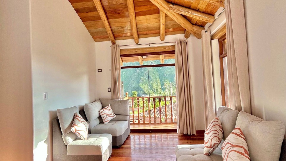 Calca House | 3-bedroom house in delightful Calca with WiFi