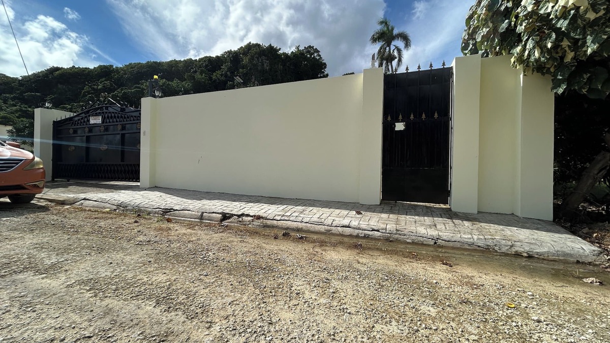 Cabrera House | 3-bedroom house in fantastic Cabrera with AC, WiFi