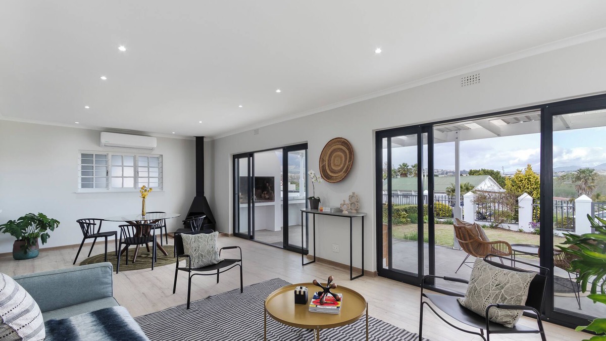 Raithby House | 3-bedroom house in lovely Raithby with AC, WiFi, fitness room