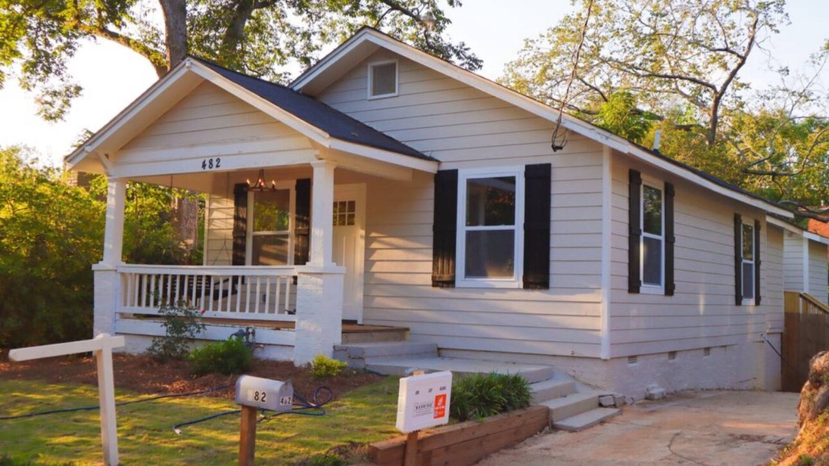 East Side House | 3-bedroom house in pleasant Atlanta with AC