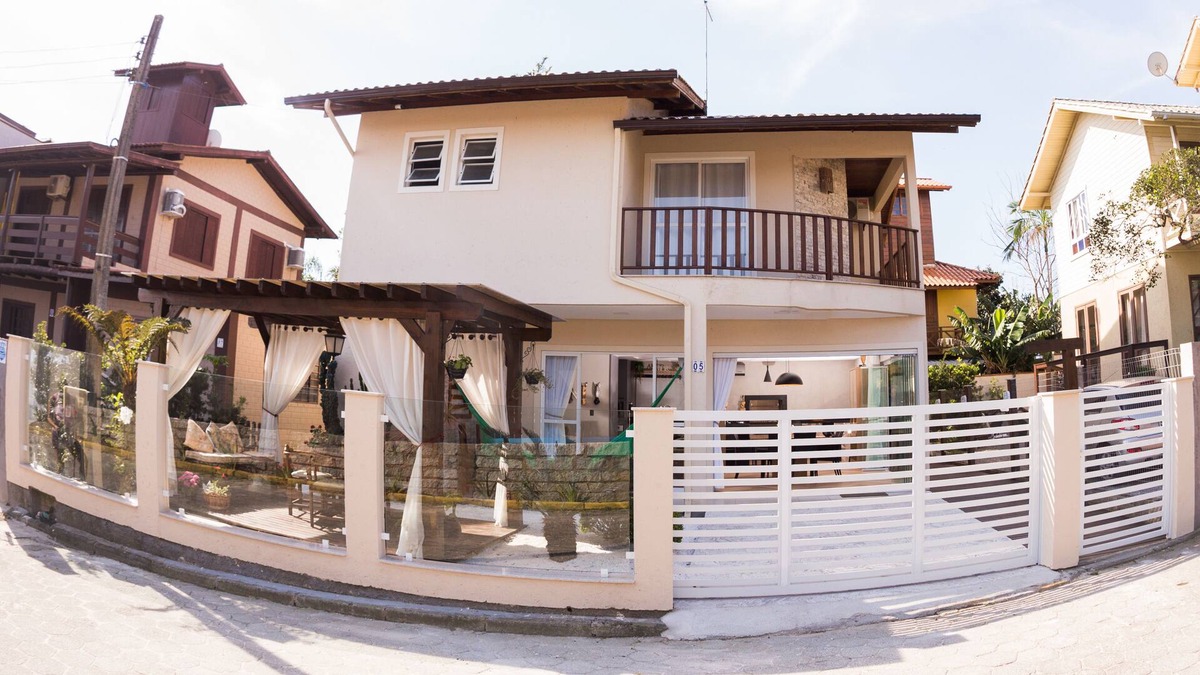 Guarda do Embau House | 3 bedroom house very comfortable in Guarda do Embaú - 1 suite
