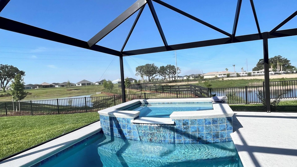 Okahumpka House | 3-bedroom house with Pool and Spa in The Villages with great views and privacy.