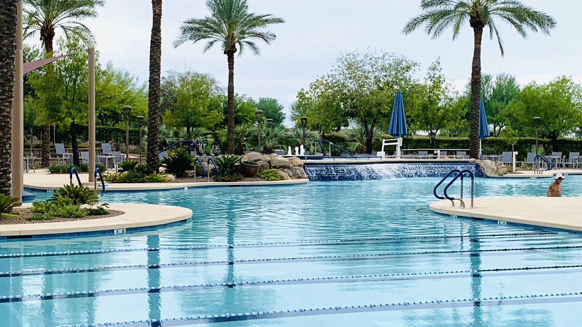 Festival Ranch House | 3 bedroom house with Golf, pool, hot tub, gym, biking, and much more