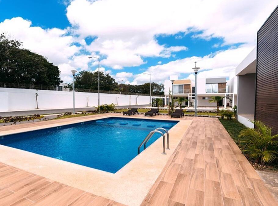 Cancun House | 3 Bedroom House with shared pool in downtown Cancun