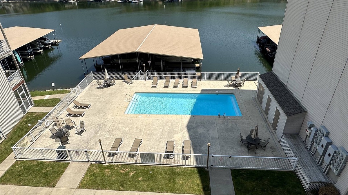 Camdenton Condo | 3 bedroom Lakeview Condo, first floor near elevator