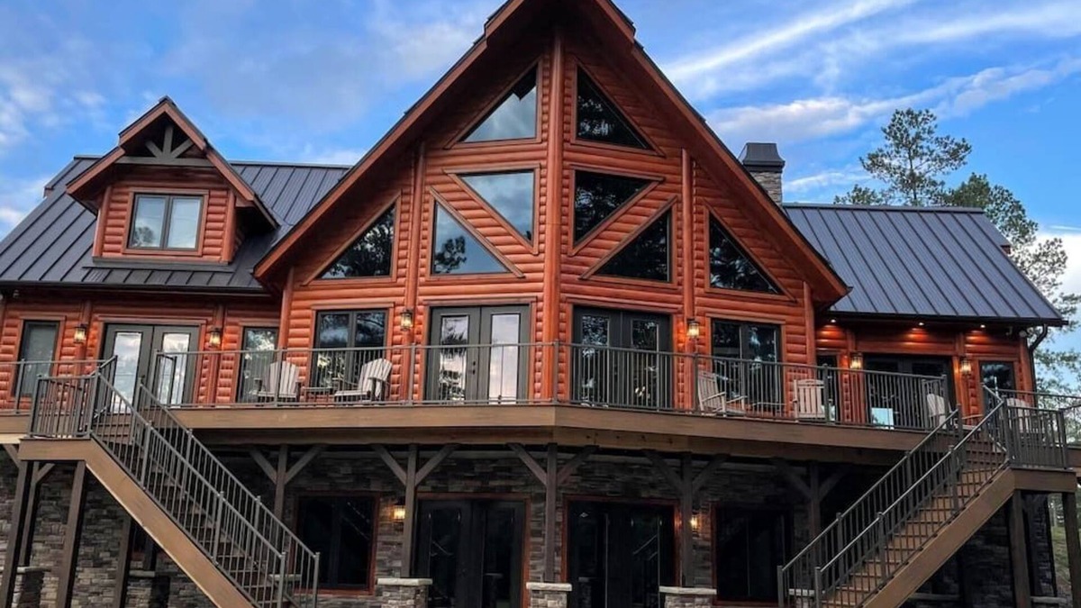 Granite Falls Cabin | 3-bedroom log cabin just steps from Lake Rhodhiss with private boat dock.