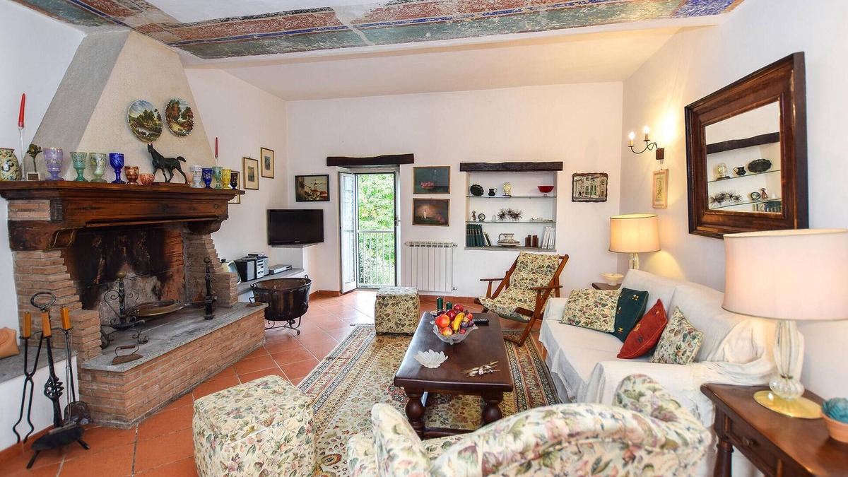Nespolo Apartment | 3 bedroom lovely apartment in Nespolo