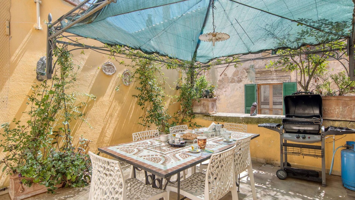 Canino Apartment | 3 bedroom lovely apartment in Canino