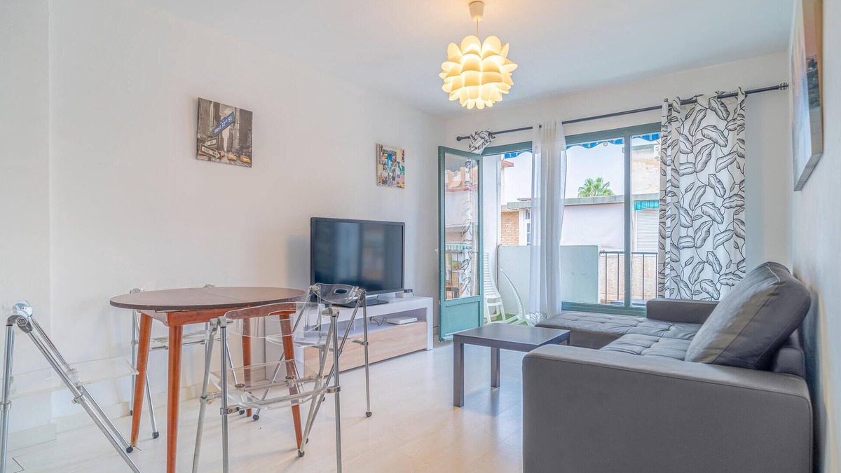 Cruz de Humilladero Apartment | 3 bedroom nice apartment in Málaga