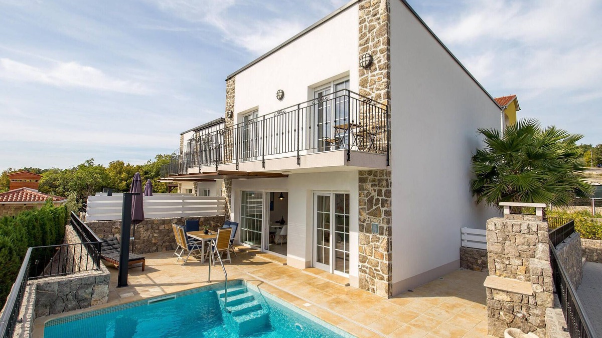 Kornic House | 3 bedroom nice home in Kornic