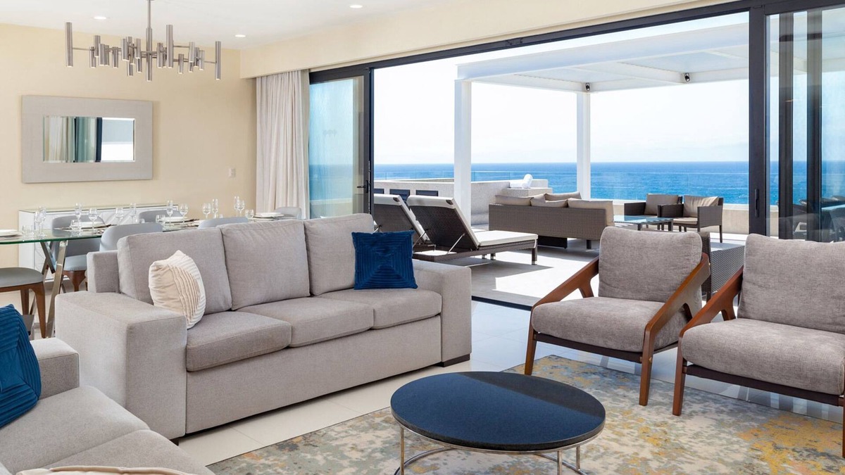 Santa Rosa Resort | 3-bedroom Ocean-front Penthouse Cabo San Lucas DATE AVAILABLE: Jan 4th-11th 2025